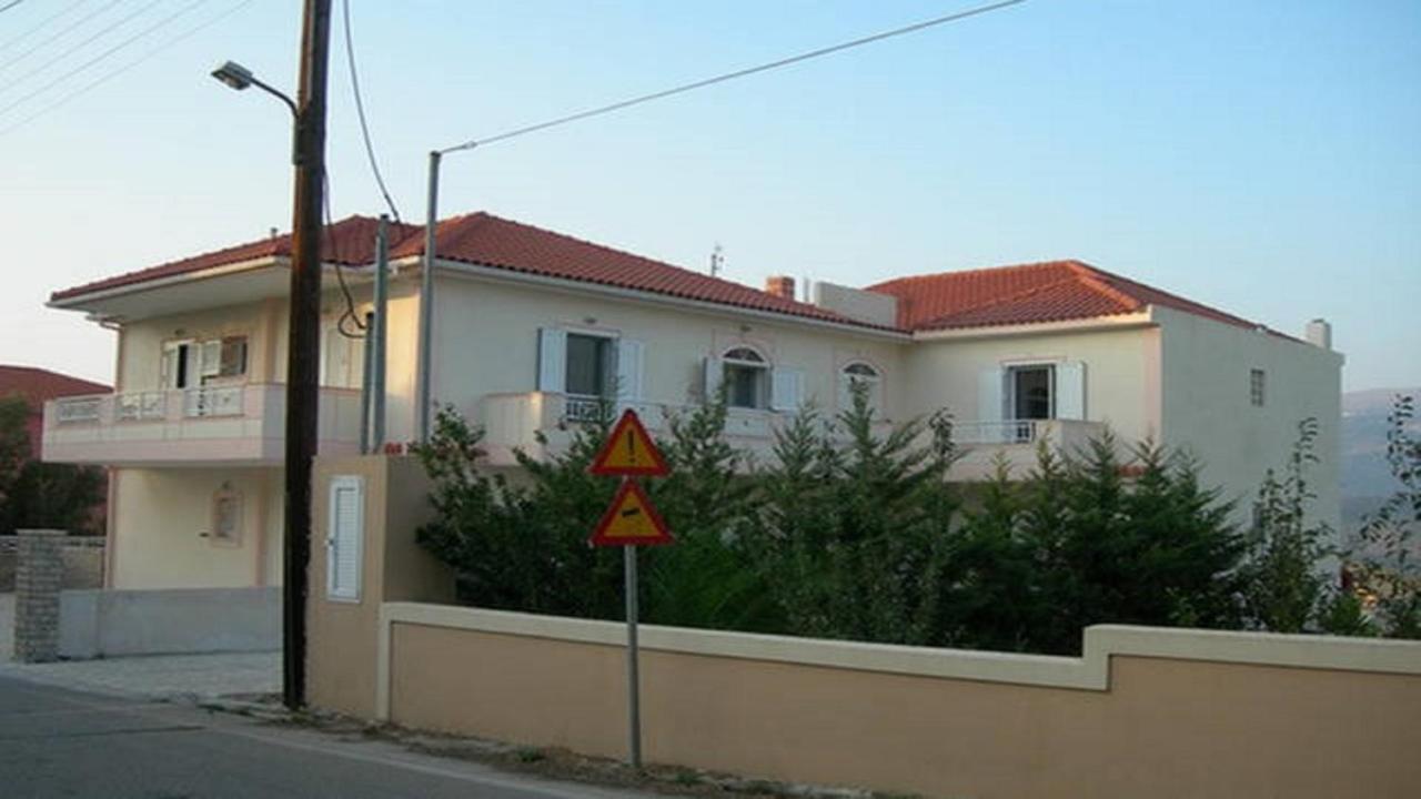 Theasis House Apartment Khelmáta Exterior foto